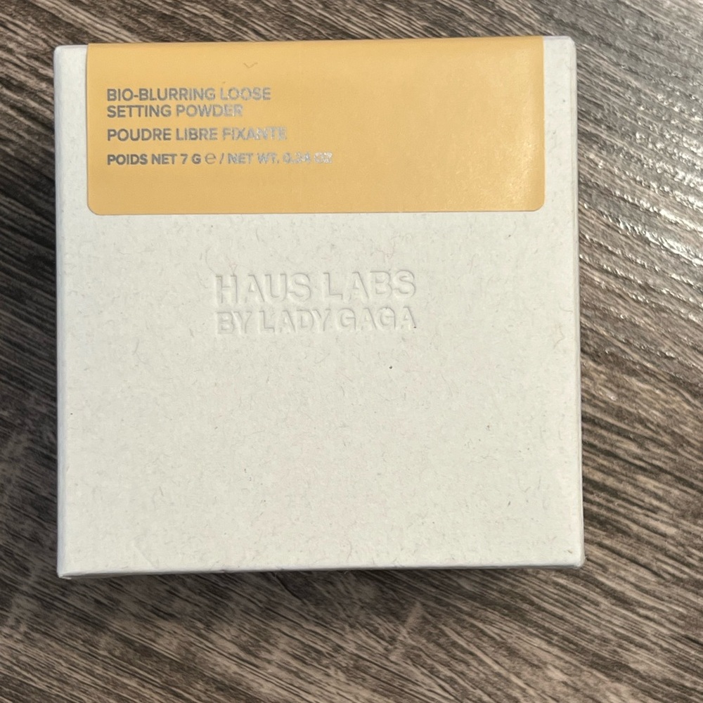 Haus Labs By Lady Gaga Bio-Blurring Powder in Golden